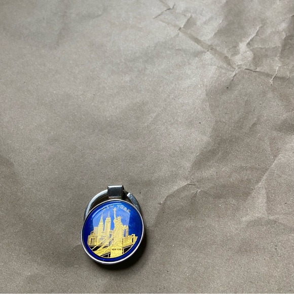 New York Key Holder - Picture 2 of 2